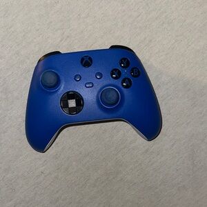 Electronics. Wireless Controller - Blue